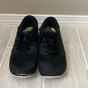 Nike Free 5.0  kids 6Y